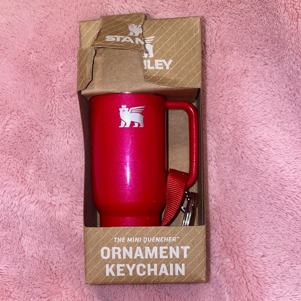 Stanley Ornament Keychain Red Delicious